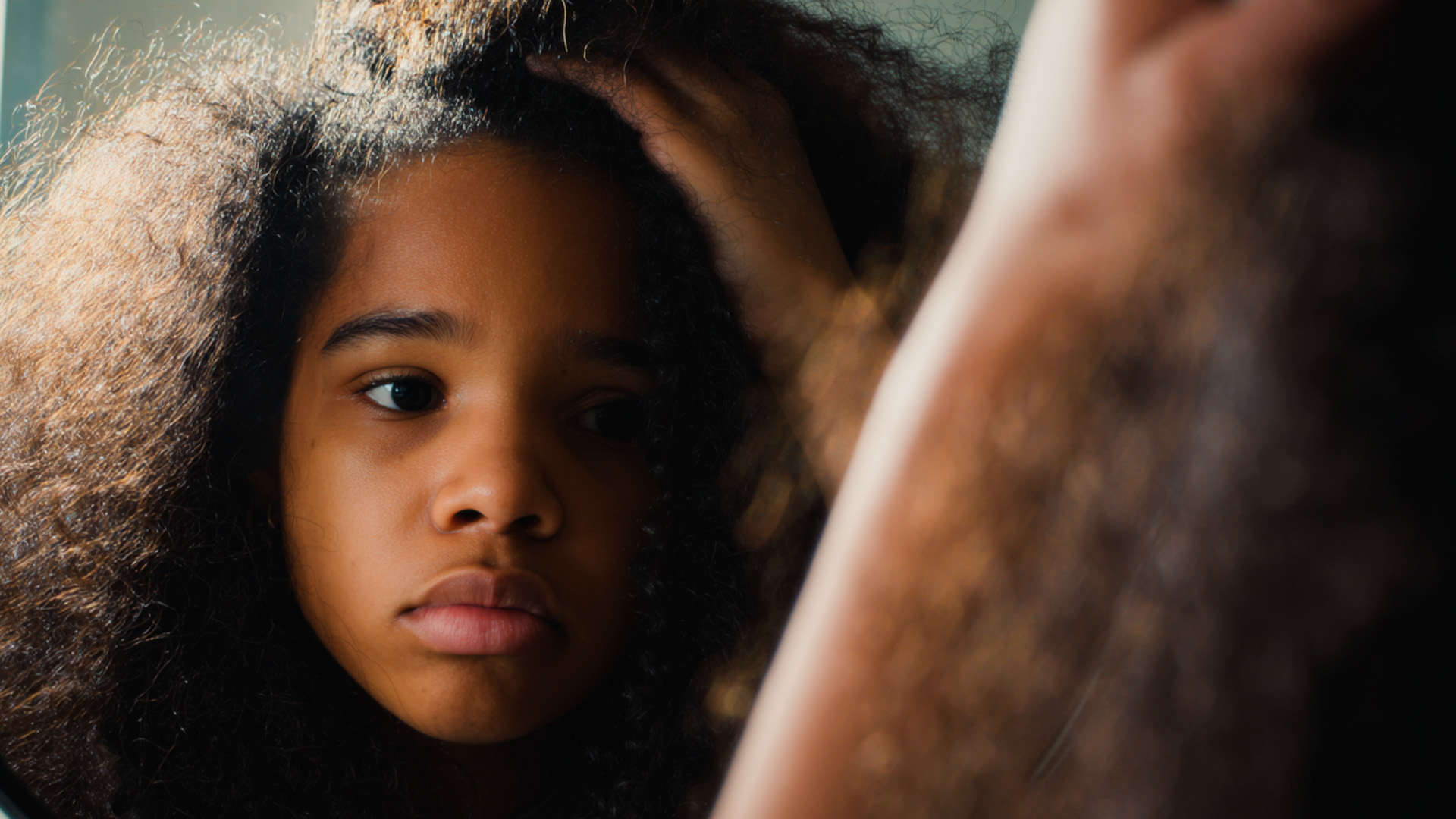 No momento você está vendo Seu Cabelo Não É Seco, Ele É Maltratado